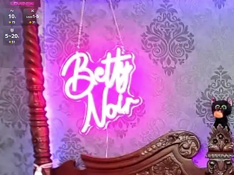 BettyNoir online show from October 17, 2025, 6:49 am