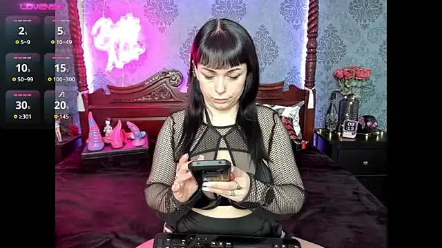 BettyNoir online show from November 26, 2025, 8:15 am