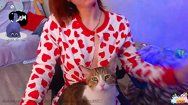 Snapshot of DanaMartina chatting on February 9, 2025, 9:47 am DanaMartina online show from February 9, 2025, 9:47 am