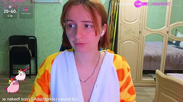 Snapshot of DanaMartina chatting on October 16, 2025, 5:19 am DanaMartina online show from October 16, 2025, 5:19 am