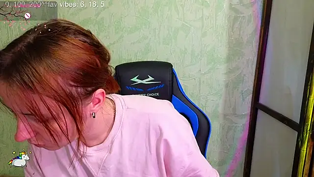 Snapshot of DanaMartina chatting on December 2, 2025, 5:30 pm DanaMartina online show from December 2, 2025, 5:30 pm