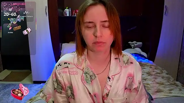 DanaMartina online show from April 3, 2026, 4:49 pm