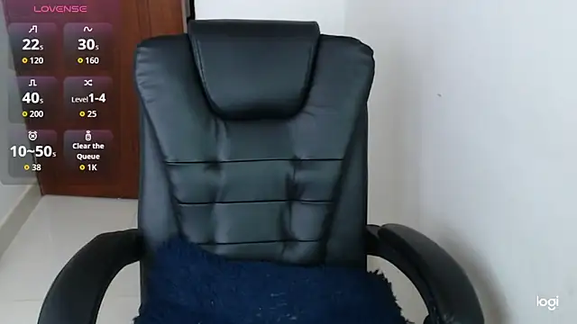 spicey latina online show from April 18, 2026, 7:07 pm