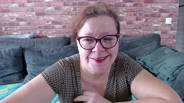 Adelewildx online show from February 28, 2025, 7:26 am