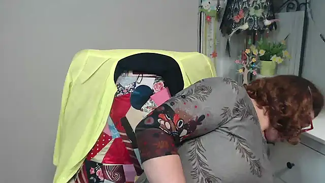 Adelewildx online show from October 27, 2025, 3:43 am