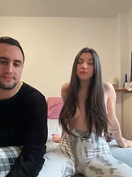 couplepenetration online show from December 22, 2024, 9:55 am