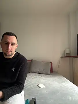 couplepenetration online show from February 14, 2025, 9:34 am