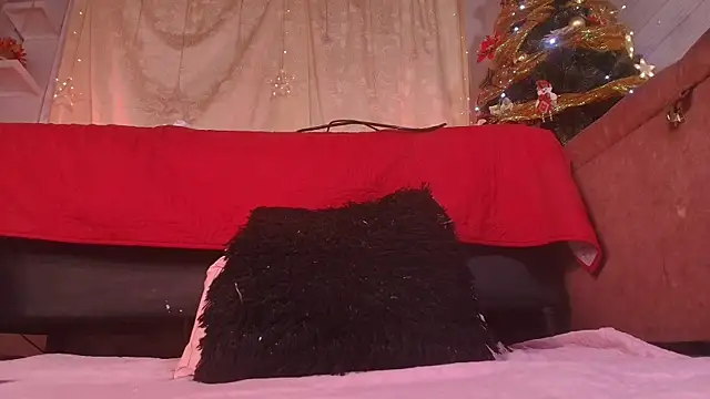 emyli sw  online show from January 3, 2025, 9:15 am