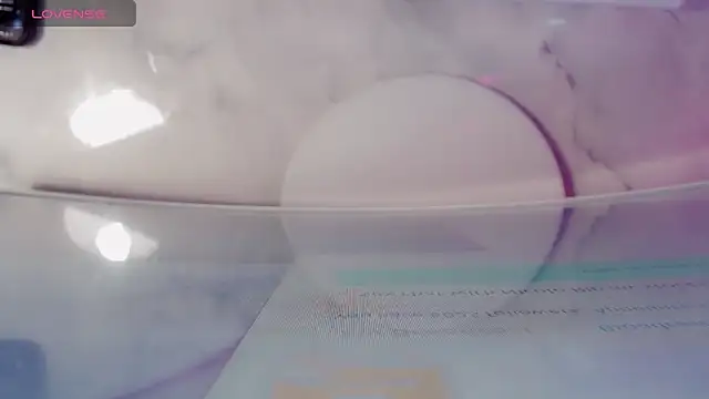 AnnieGOld  online show from March 28, 2026, 12:32 am