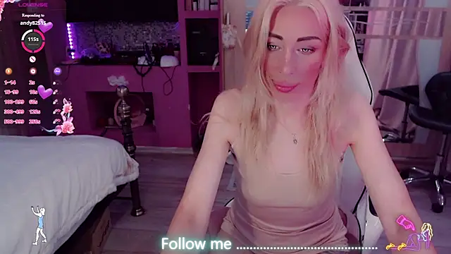 Snapshot of AnnieGOld_ chatting on July 11, 2026, 11:39 pm AnnieGOld online show from July 11, 2026, 11:39 pm