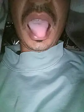 dreamtoungelick69 online show from February 11, 2025, 10:07 pm