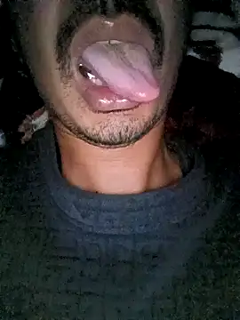 dreamtoungelick69 online show from February 14, 2026, 11:12 pm