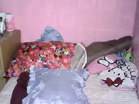 hotpusie 4u online show from October 2, 2025, 5:31 pm