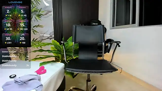 pamelajackson online show from December 9, 2024, 12:45 am