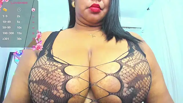 Ebonybreastvh online show from December 14, 2024, 7:46 pm