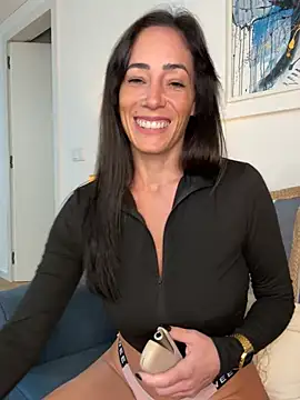 SweeetAlegra online show from January 21, 2025, 5:09 pm