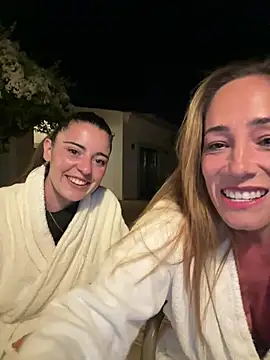 SweeetAlegra online show from April 17, 2026, 10:02 pm