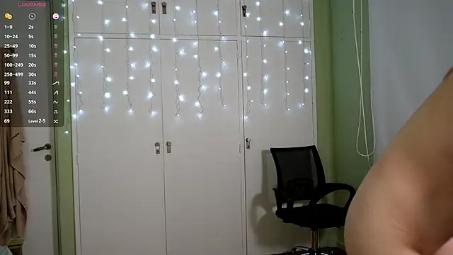 Black Eva  online show from February 9, 2025, 2:29 pm