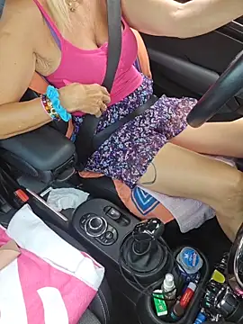 Nathotsexy1 online show from June 9, 2026, 7:53 am