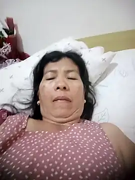 TropicalFlower online show from September 9, 2025, 6:40 pm