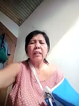 TropicalFlower online show from April 19, 2026, 8:02 am