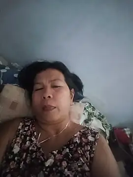 Snapshot of TropicalFlower chatting on July 2, 2026, 4:18 am TropicalFlower online show from July 2, 2026, 4:18 am