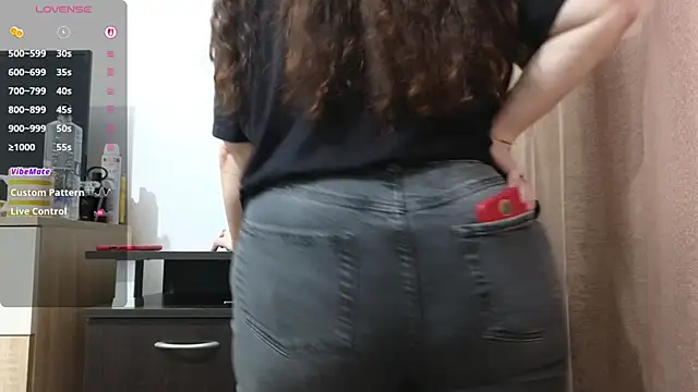 BBW MILF 4U online show from April 17, 2026, 11:13 am