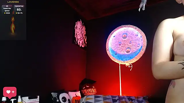 girl intense444 online show from October 6, 2025, 12:57 pm