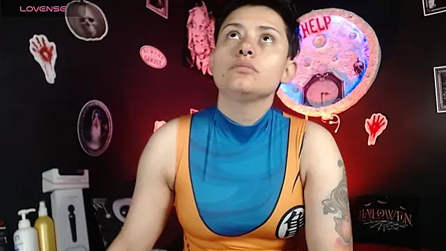 girl intense444 online show from October 23, 2025, 12:48 pm