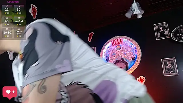 girl intense444 online show from October 24, 2025, 12:56 pm