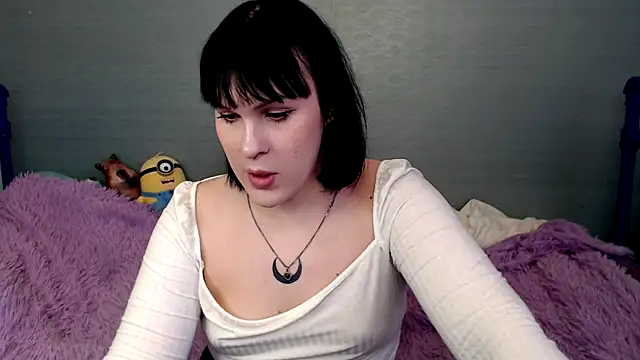 ivamayy online show from March 7, 2025, 9:18 am