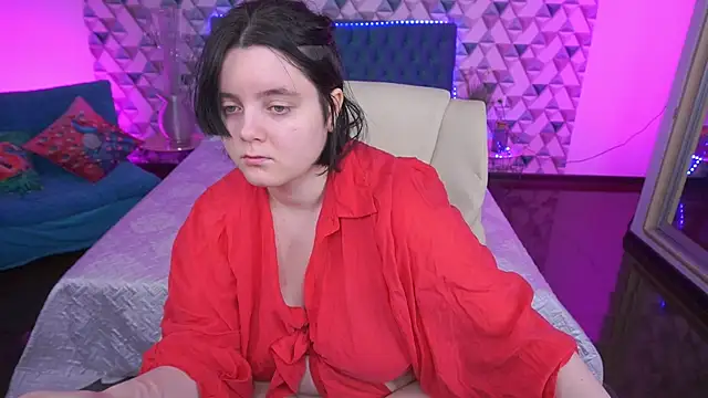 Snapshot of LittleShyy chatting on May 30, 2026, 12:46 pm LittleShyy online show from May 30, 2026, 12:46 pm