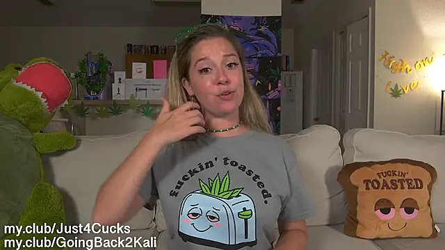 boomboomr00m online show from April 21, 2026, 2:15 am