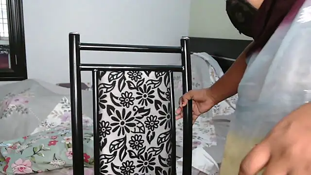 Dhiyapink online show from December 16, 2025, 5:56 am