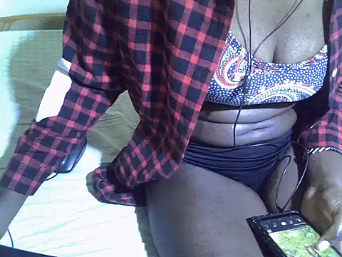 EbonyMina  online show from January 8, 2026, 4:42 pm