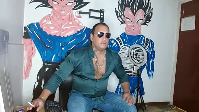 hardrock982 online show from December 24, 2024, 1:28 pm