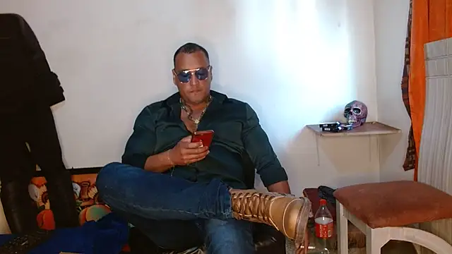 hardrock982 online show from March 10, 2025, 2:05 pm