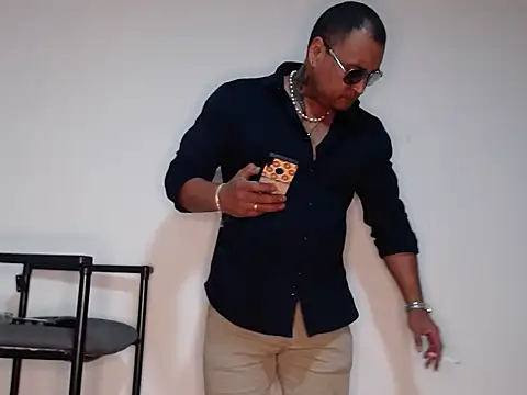 hardrock982 online show from September 20, 2025, 1:56 pm