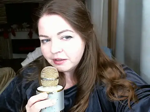 cute  cherry online show from February 20, 2025, 8:58 pm