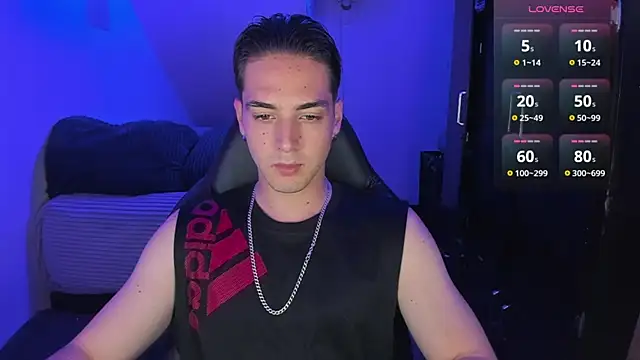 Alex smith00 online show from March 1, 2025, 10:21 pm