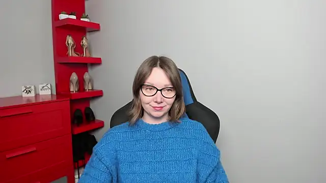 Snapshot of Cookie_zoe chatting on December 23, 2025, 6:33 am Cookie zoe online show from December 23, 2025, 6:33 am