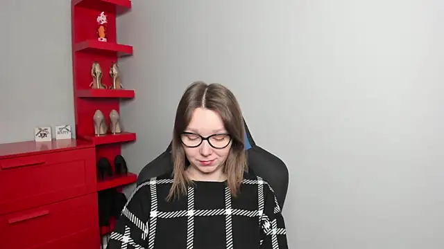 Snapshot of Cookie_zoe chatting on February 24, 2026, 6:33 am Cookie zoe online show from February 24, 2026, 6:33 am