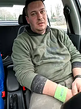 nemes2 online show from February 11, 2026, 3:17 pm