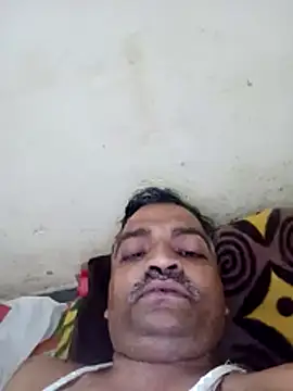 RandomSitcom online show from April 18, 2026, 2:04 am