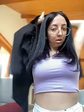 NattCastillo online show from January 24, 2025, 9:17 am