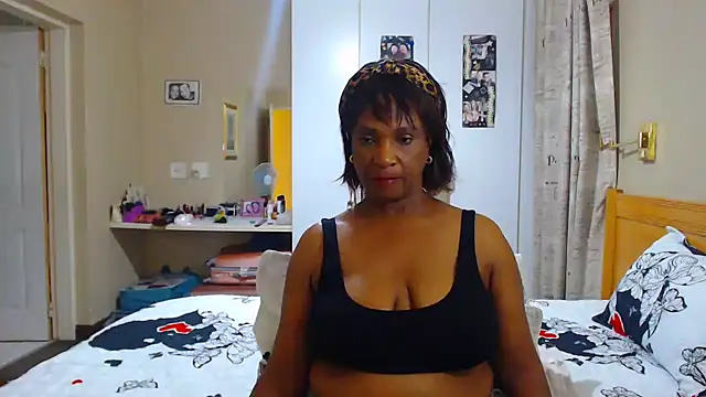 Hotgrannyx online show from February 20, 2025, 1:19 pm