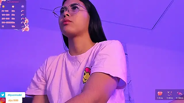 alysson 18 online show from December 16, 2025, 1:49 pm