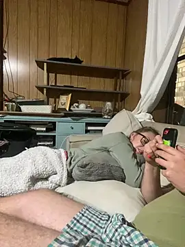 Charlie-N-Bubblez online show from January 19, 2025, 9:44 am