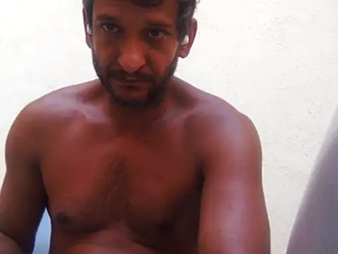 Snapshot of Lucas_pt chatting on July 15, 2026, 12:32 pm Lucas pt online show from July 15, 2026, 12:32 pm