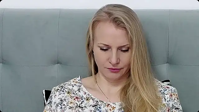 K  Adrienne online show from January 27, 2025, 6:19 am